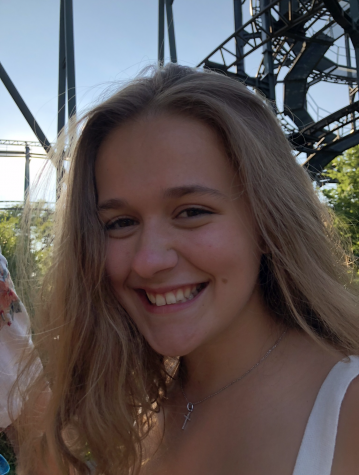 Izzy Reno, Reporter