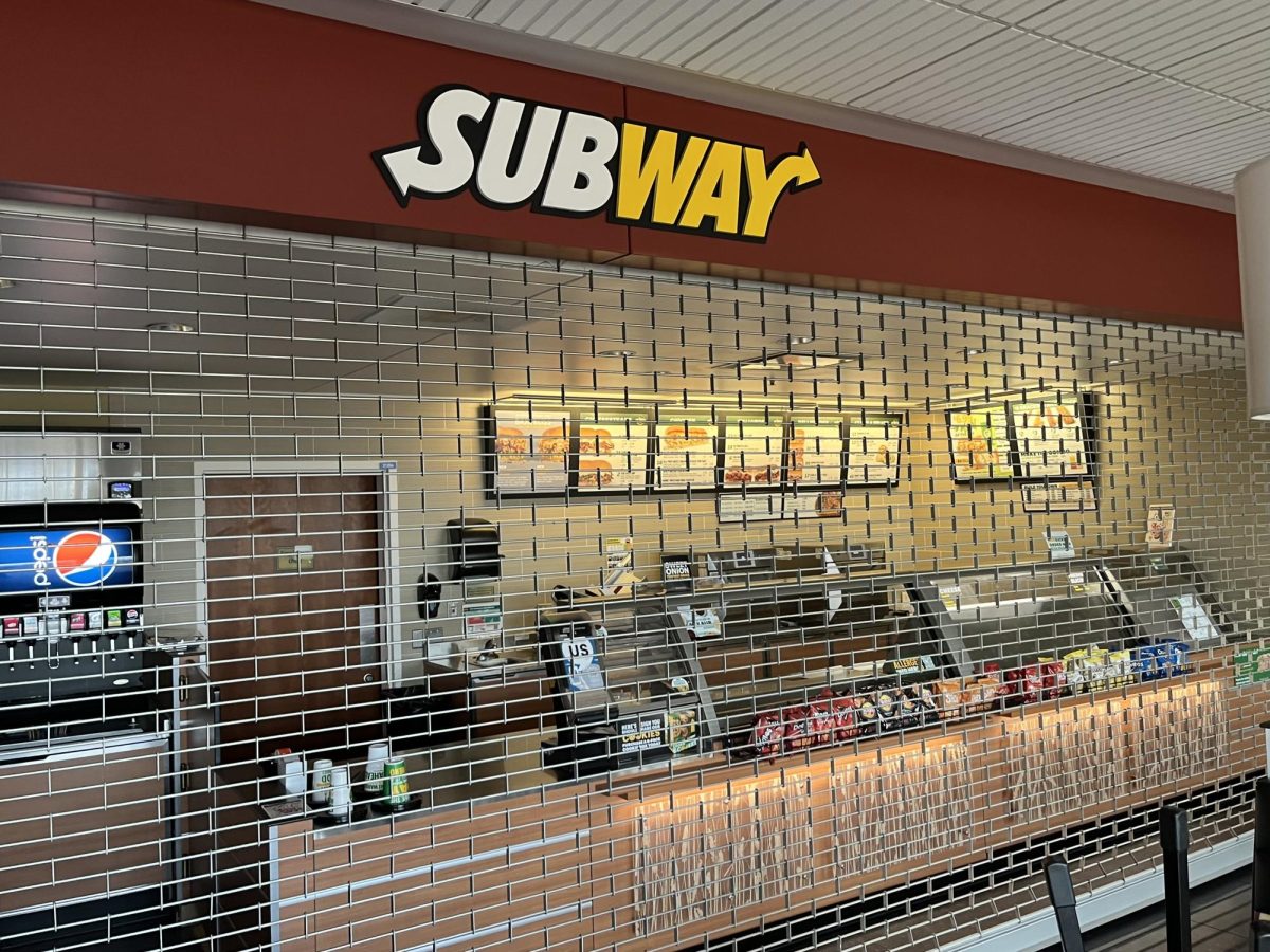 Subway in Avantè after the establishment closed for the day on February 10th at 4:33PM. (Photo by Tori Malek)