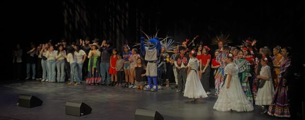 Everyone from Harper who participated in the 25th annual Sabor Latino event takes a bow on Oct. 11, 2024. (Photo by Hector Rodriguez)