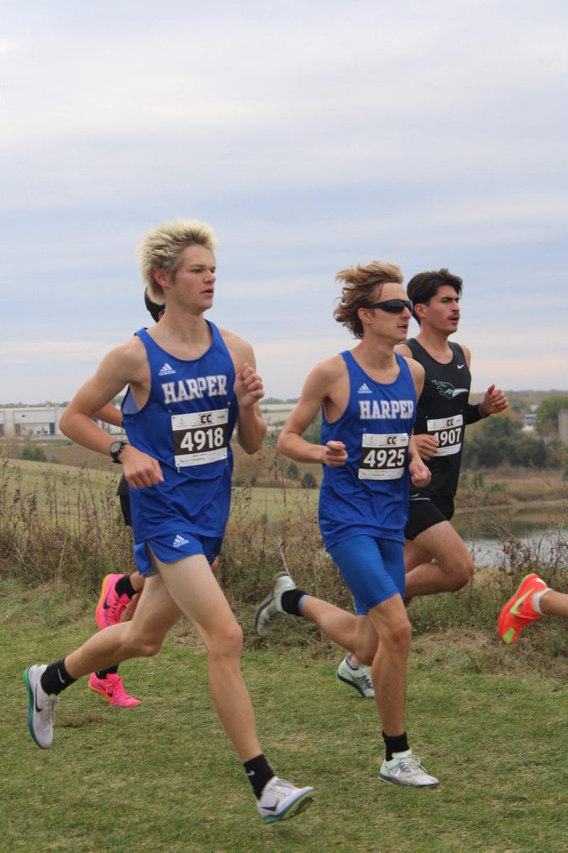 Ryan Golden and other student athletes compete at the NJCAA Regional Cross Country Championship on Oct 25, 2025, at Settler’s Hill, Glen Ellyn, Illinois. (Photo courtesy of Ryan Golden)